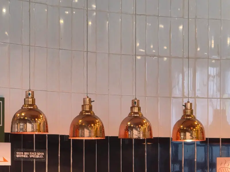 매장 내부 조명