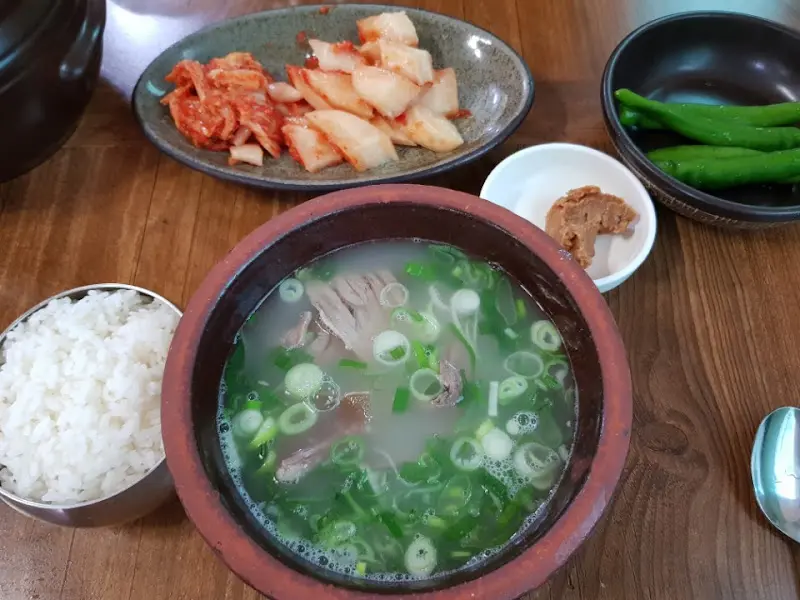설렁탕 한상차림
