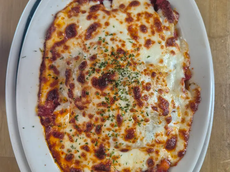 치즈가 듬뿍 올라간 라자냐