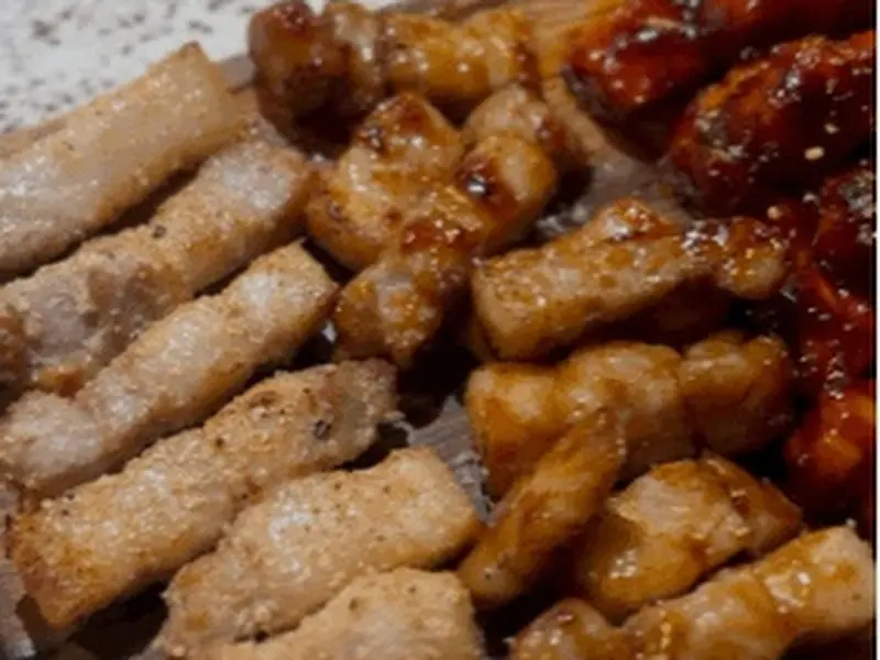 완벌집 숙성 삼겹살과 양념 삼겹살