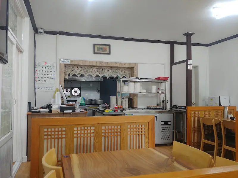 시루향 콩나물밥 내부