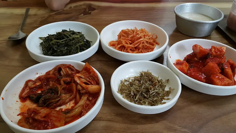 시루향 콩나물밥 반찬