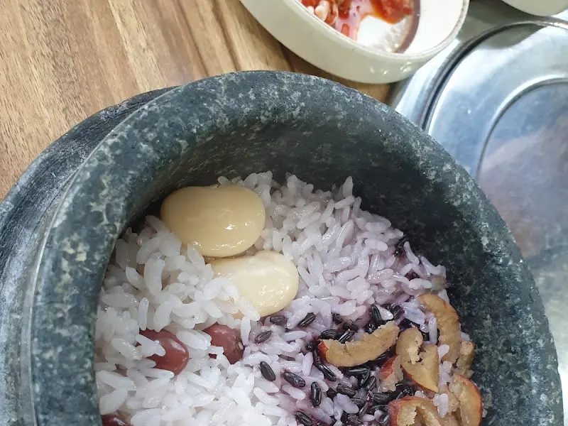 솥밥의 모습