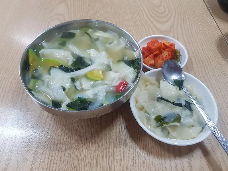 수제비 근접샷