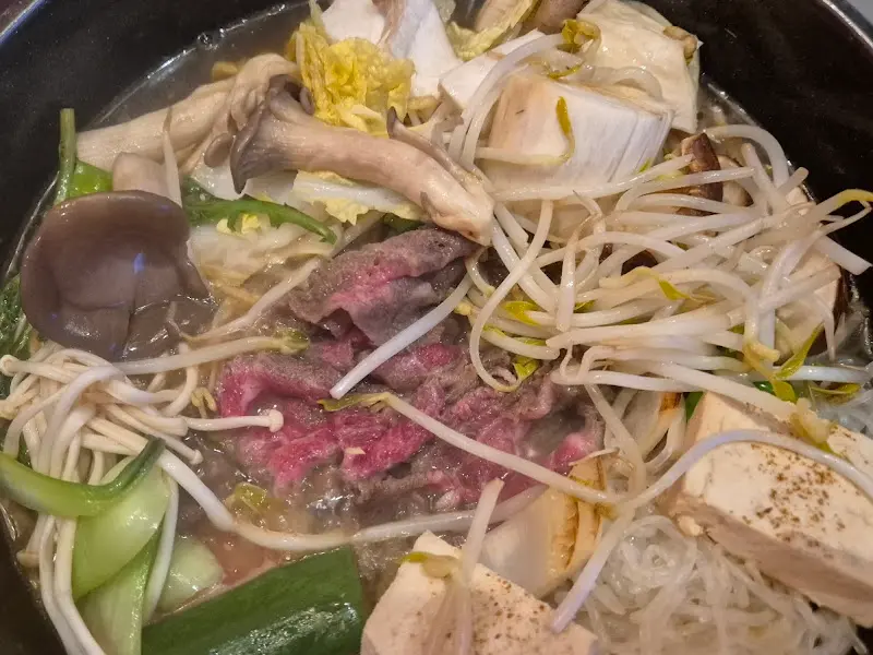 스키야키가 끓어가는 모습