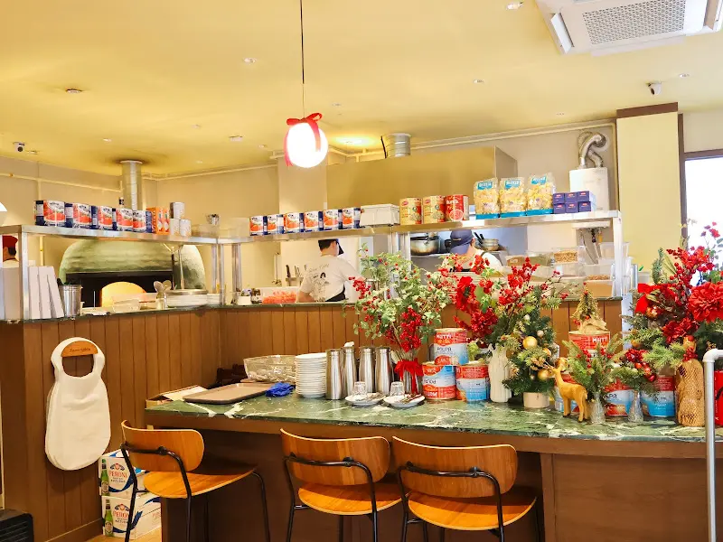 라온식탁 내부 인테리어