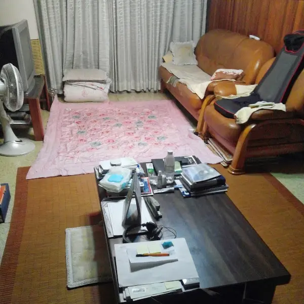 가정집 내부 추정 이미지