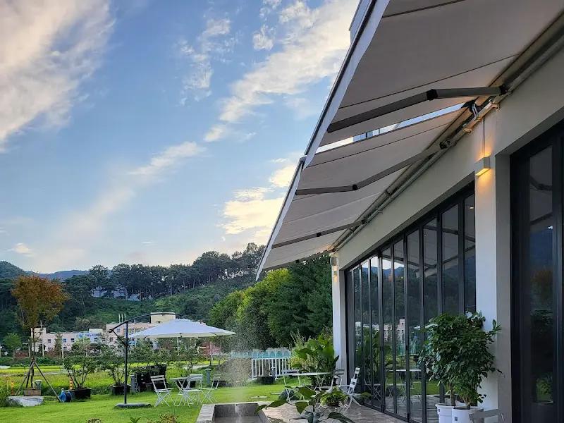 카페 내부 모습