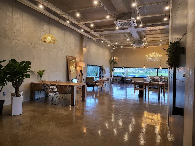 카페 내부 좌석