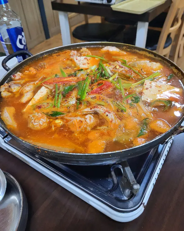 푸짐한 동태탕 한 상차림