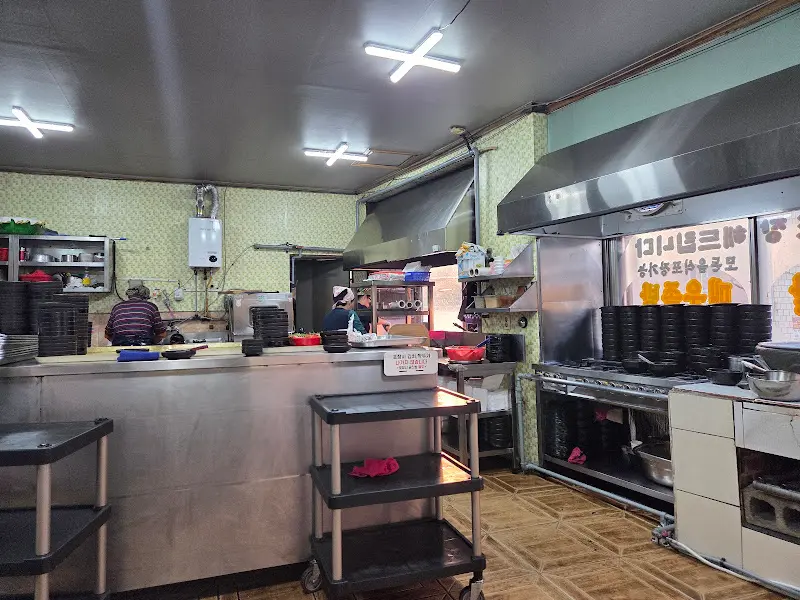 옥천순대 매운족발 주방
