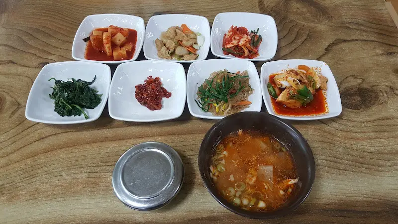 다채로운 밑반찬