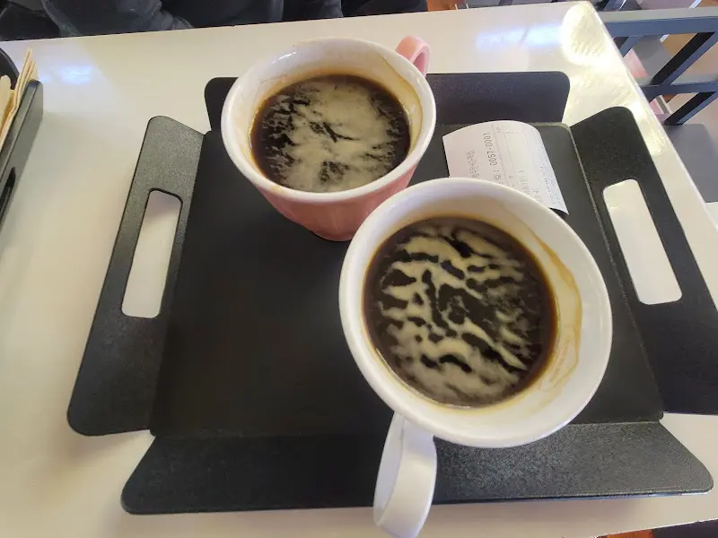 아메리카노 두 잔