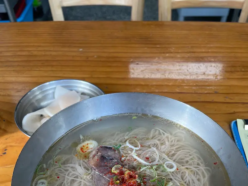 필동면옥 물냉면 근접샷