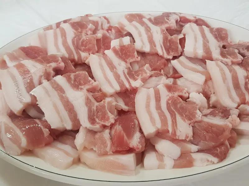 신선한 생삼겹살