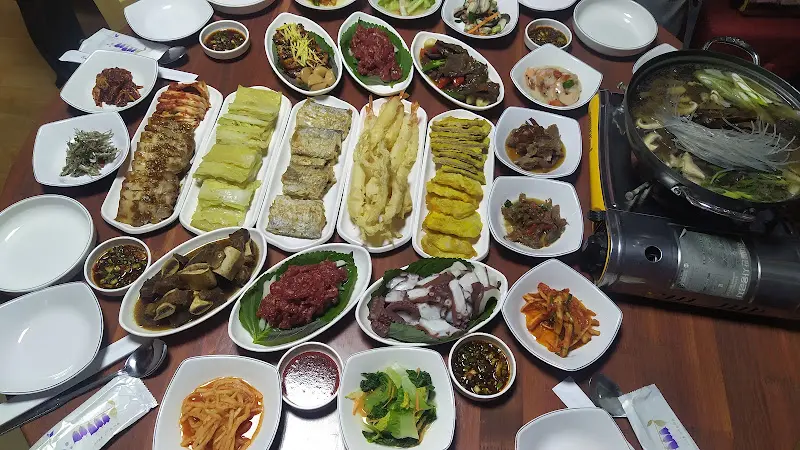 다양한 반찬들