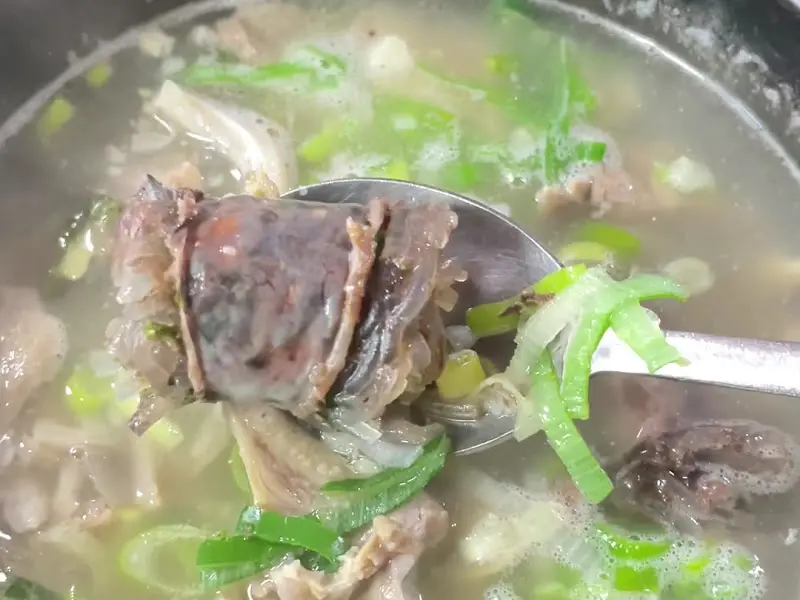 순대국밥 속 순대