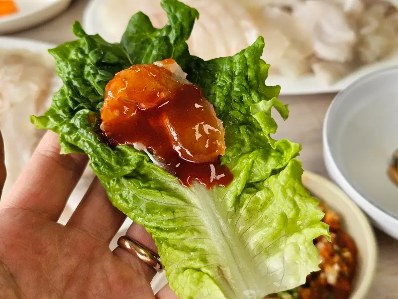 붉바리 회 한 점