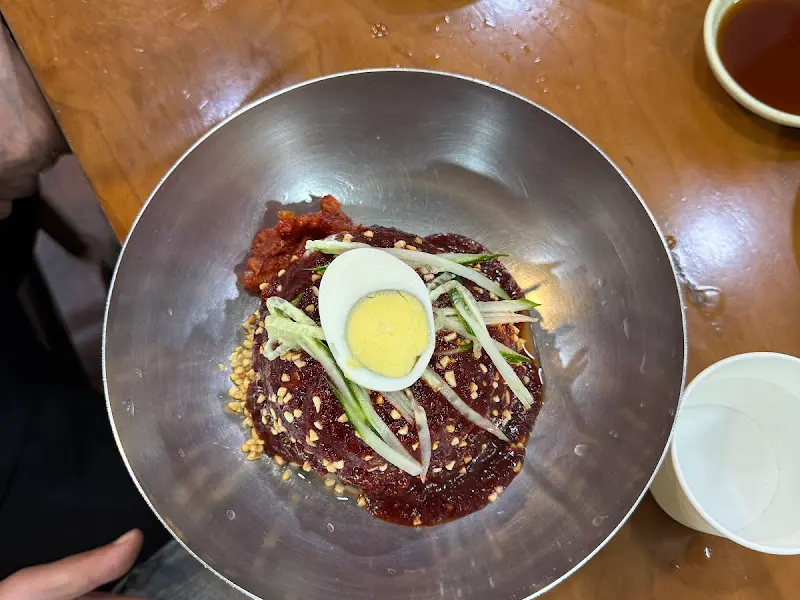 비빔밀면 근접샷