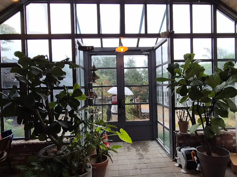 티하우스에덴 입구