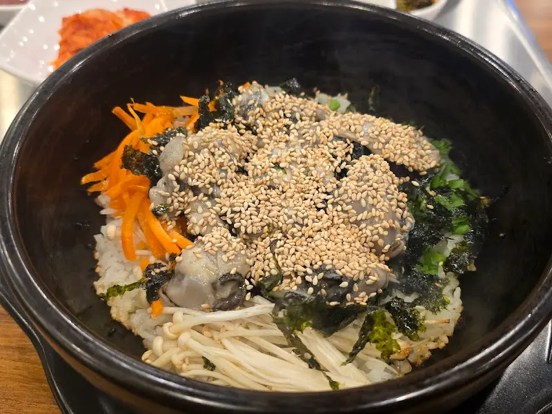 생굴 간장 돌솥비빔밥