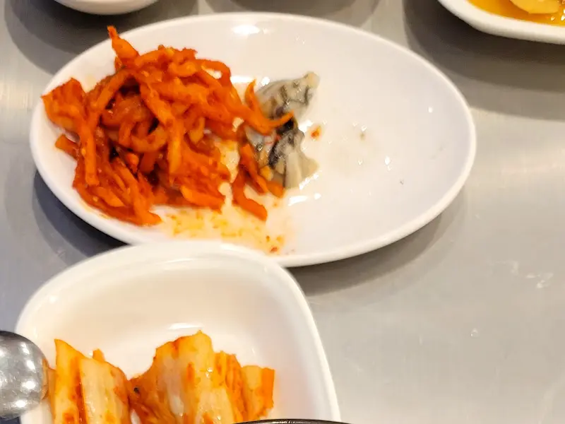 돌솥비빔밥 한상차림