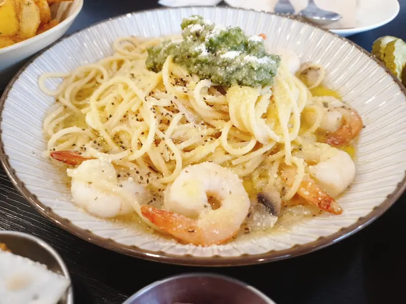 와사비 페스토 파스타 근접샷