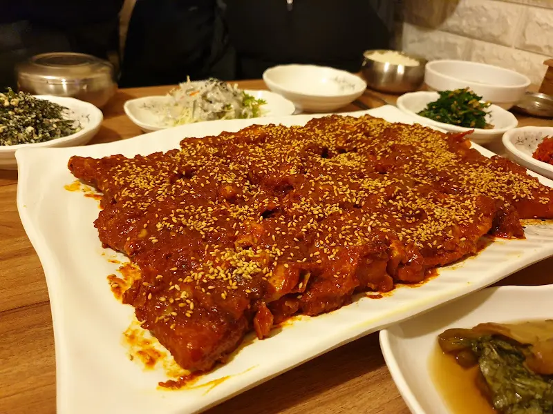 푸짐한 뽈구이 한 상 차림