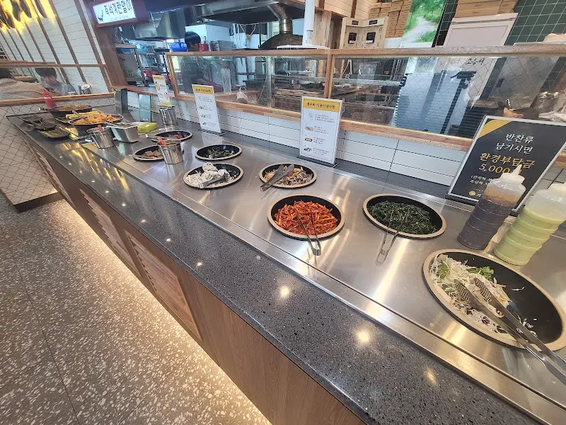 맛있게 구워진 생선구이