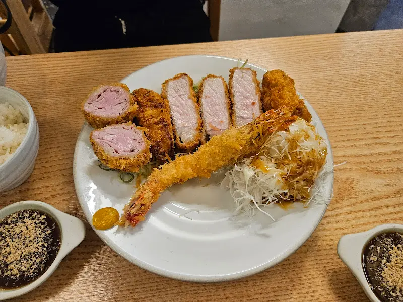 모듬카츠 전체샷