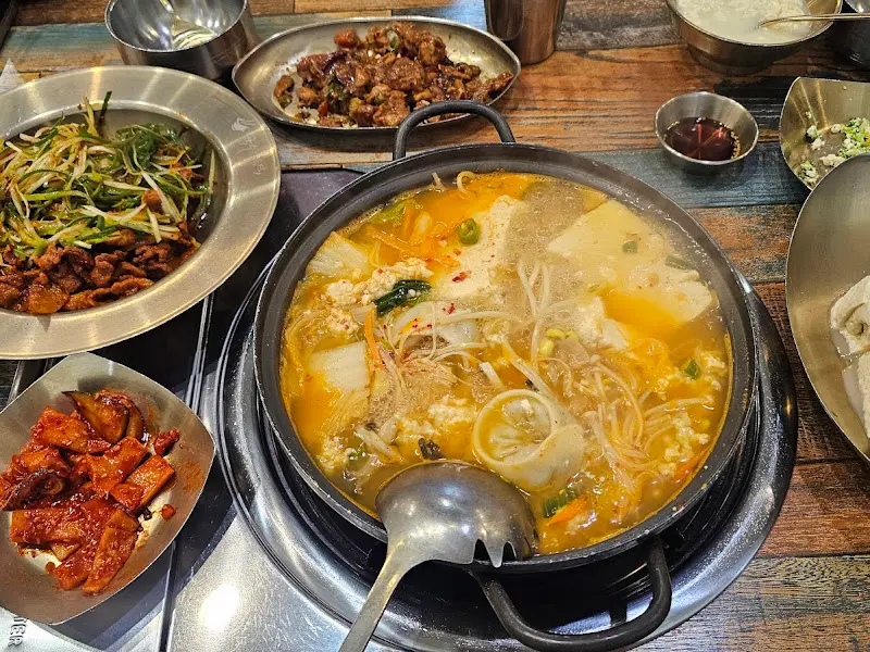 두부전골 전체샷