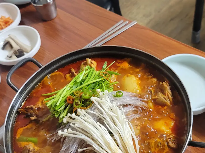 청둥오리탕 한 상 차림