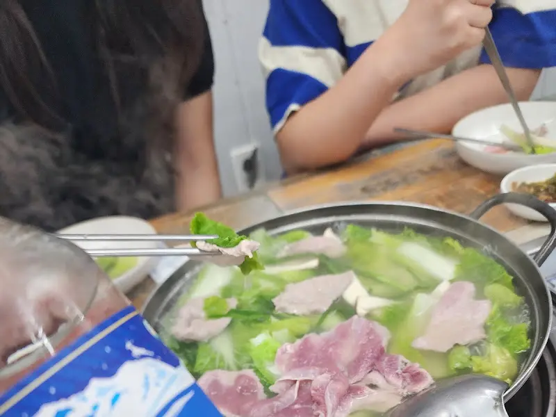 끓일수록 깊어지는 샤브샤브 국물