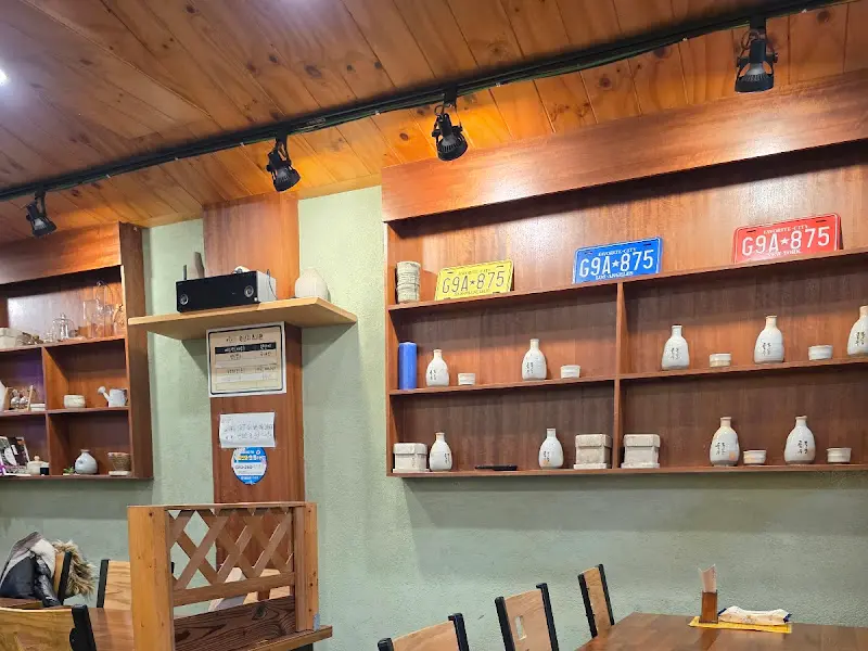 골목우동 내부 인테리어