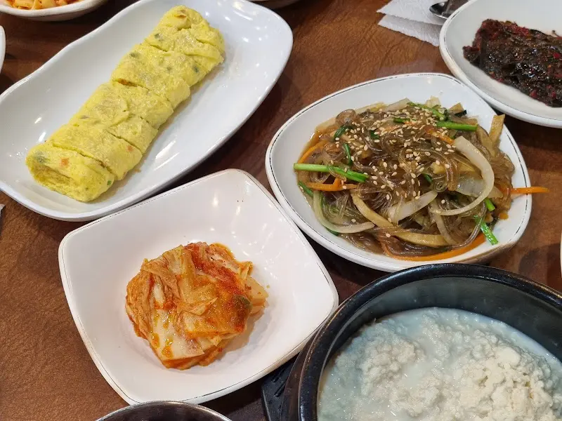 계란말이와 잡채