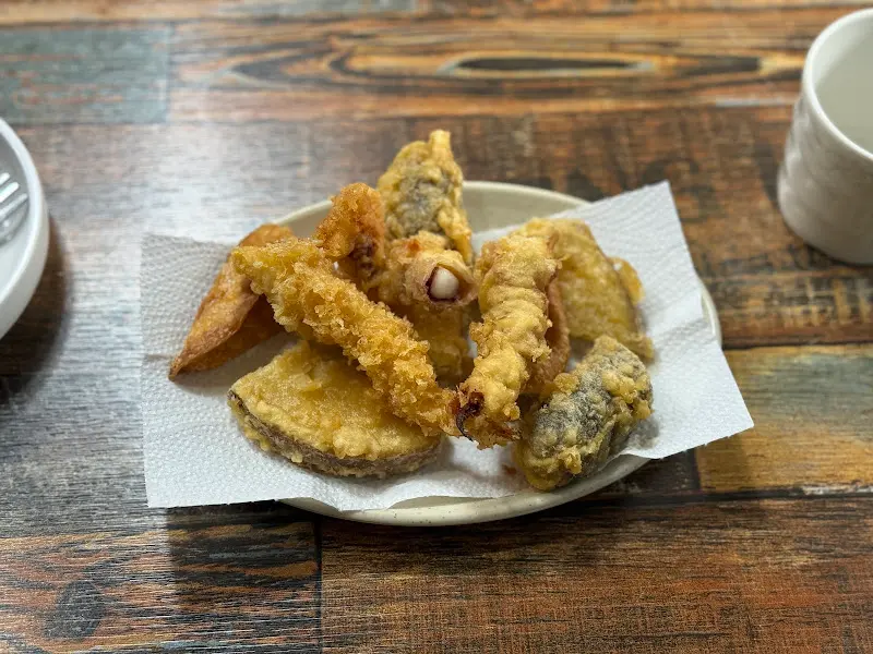 다채로운 모둠 튀김의 향연