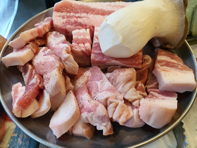 싱싱한 돼지고기