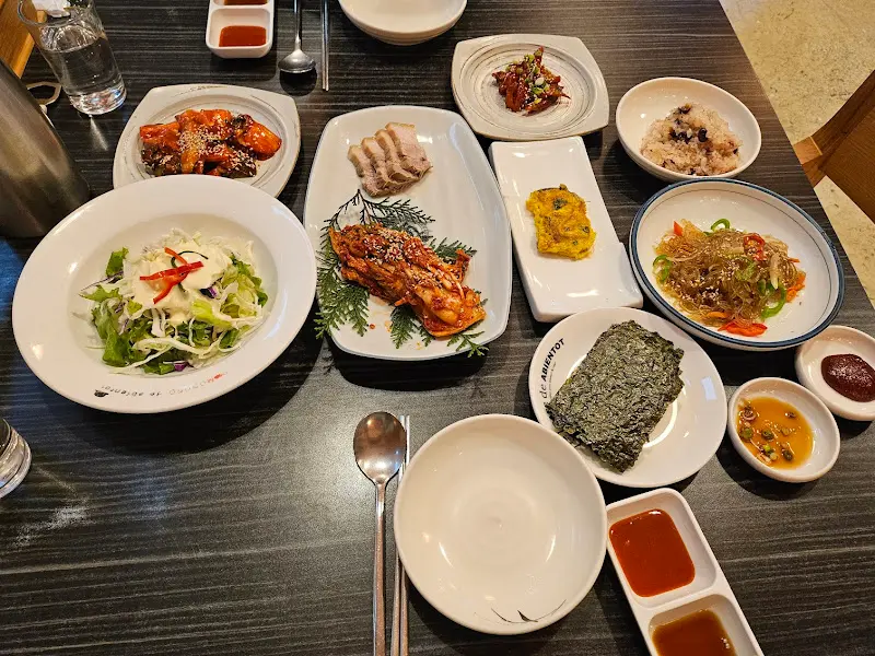 푸짐한 한상차림