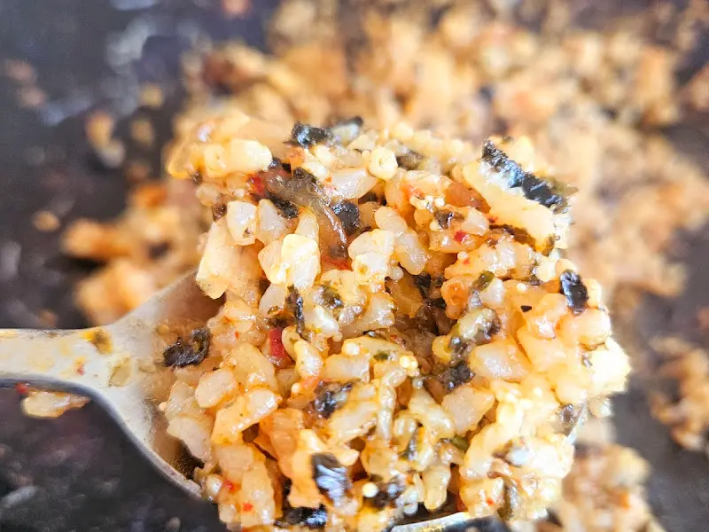 볶음밥 한 숟갈