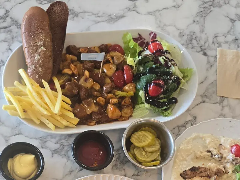 스테이크 샐러드