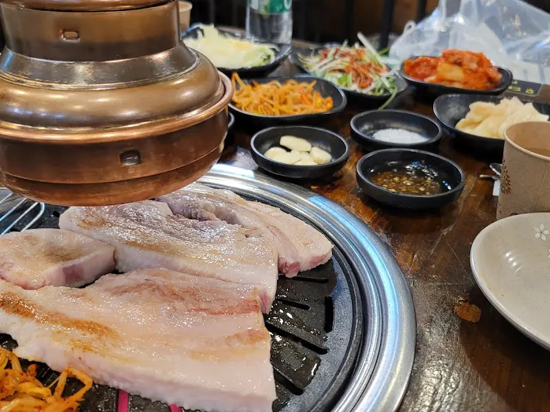 다양한 밑반찬들