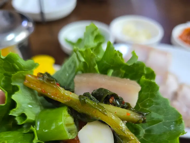 수육 한 상 차림