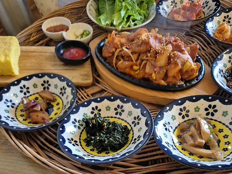 밥심 한 상 차림