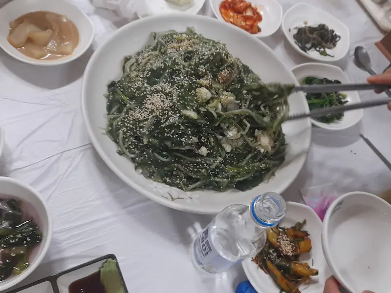 푸짐한 매생이 아구찜