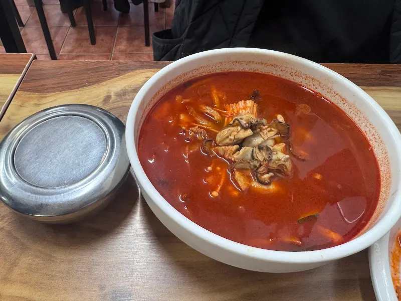 굴짬뽕밥 근접샷