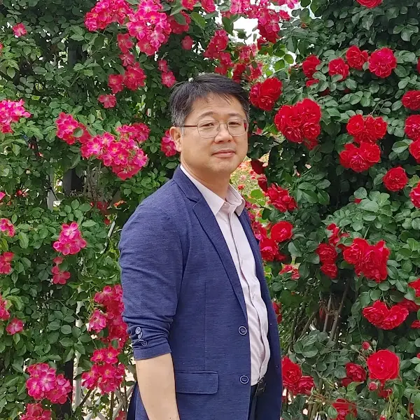 꽃으로 장식된 아름다운 배경