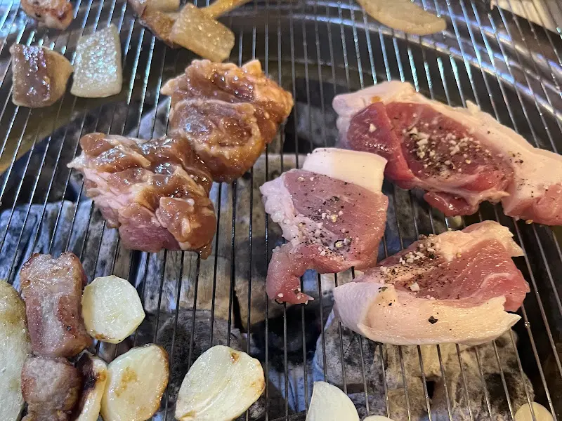 불판 위 흑돼지