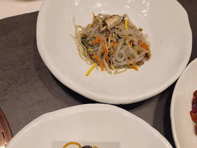 정갈한 밑반찬 - 잡채