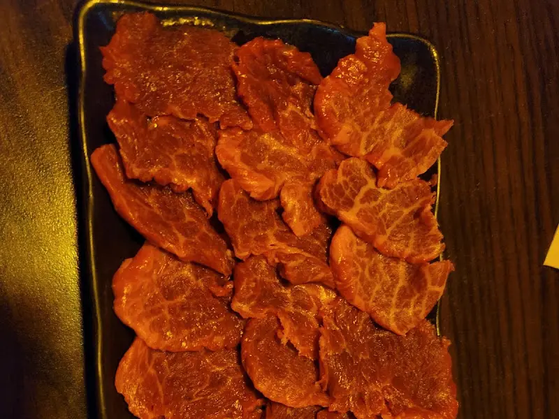 육사시미의 가지런한 모습