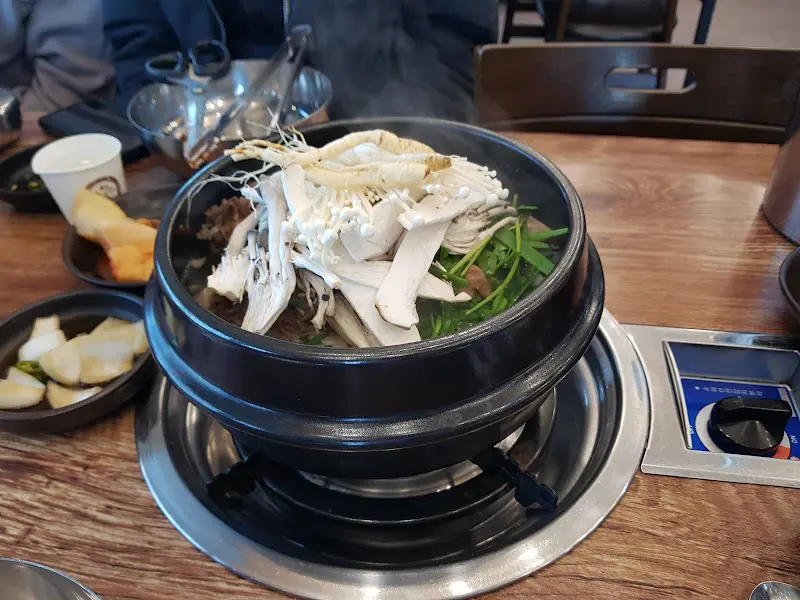 항아리 갈비탕의 압도적인 비주얼